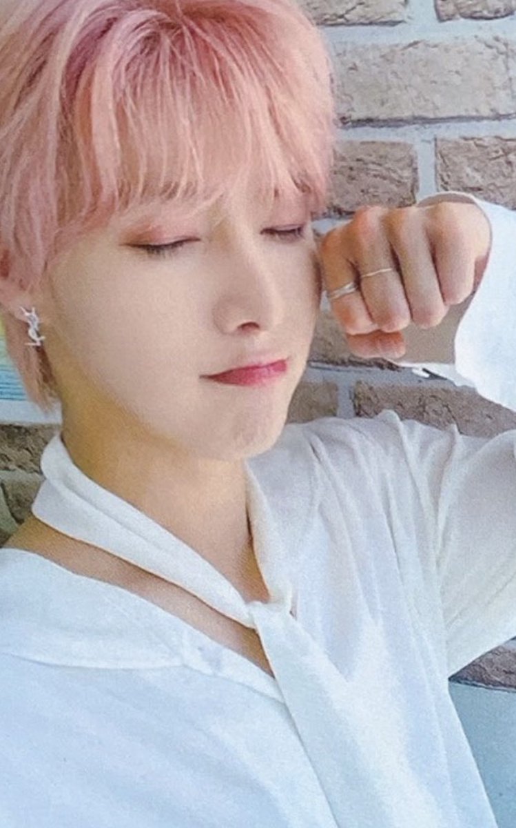 아 뭐야 귀엽네;;