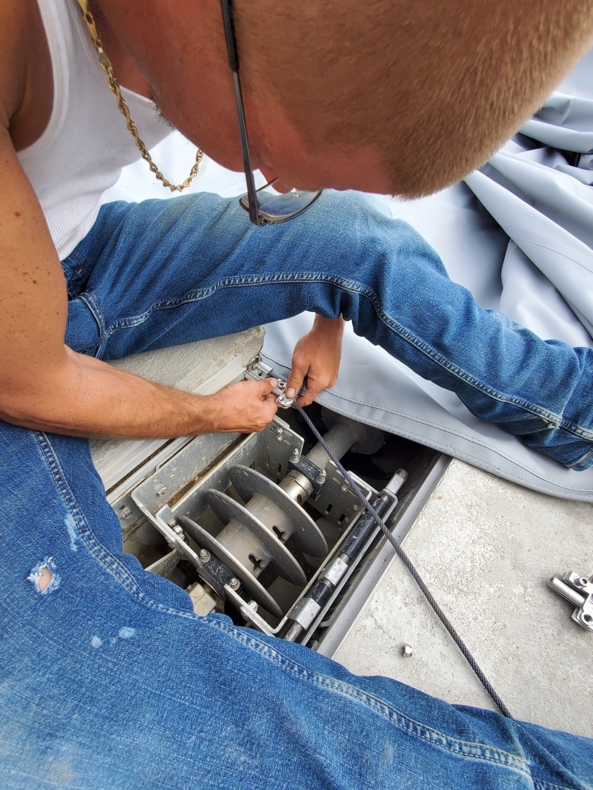 RSPInstallCrew's tweet image. Installing an #automaticpoolcover can be very tideous at times but the finished product always looks amazing!

#RSP #RoyalSwimmingPools #IngroundPools #RSPInstallCrew #PoolCover