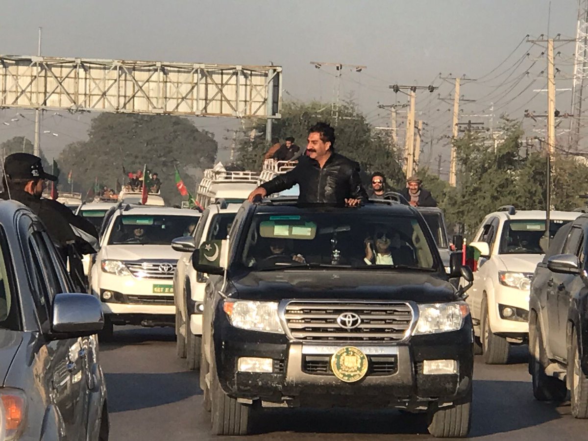 shigar_pti's tweet photo. گلگت بلتستان کا قافلہ راولپنڈی پہنچ گیا
#حقیقی_آزادی_فائنل_مارچ https://t.co/F1sIAq1Q89