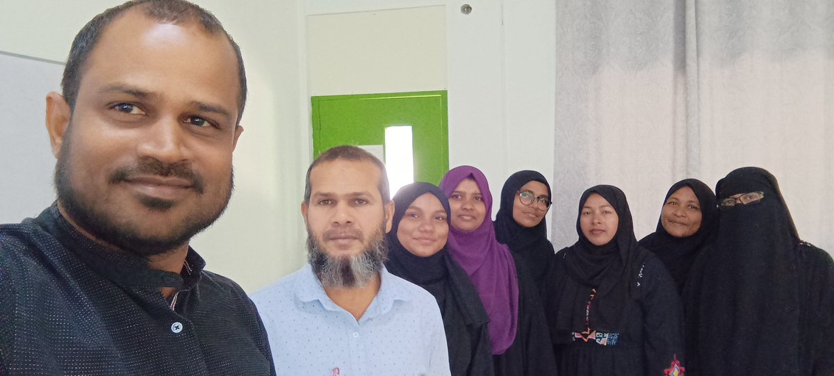 Echmerrd's tweet photo. Completed a new module at IUM. I'm sure these teachers have learnt a lot of new knowledge on teaching pedagogies throughout the program .
Thank you for your support. Indeed it's a great learning experience for all of us 😍 https://t.co/HfUswlxGrF