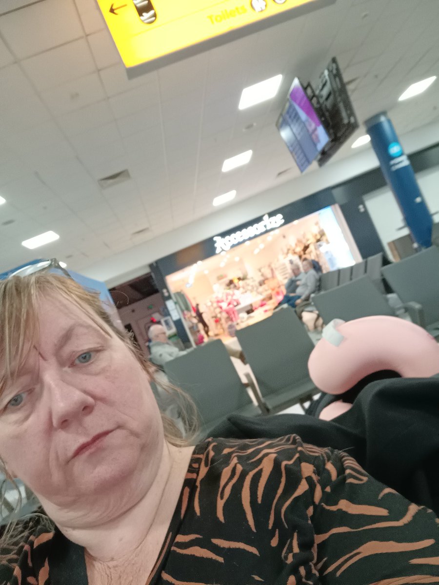 Pollyteach's tweet photo. Sitting in Glasgow Airport saddened that @AerLingus has cut our celebration 48hour trip to Belfast to 25 because of two separate flight cancellations. https://t.co/ozxOhah0I5
