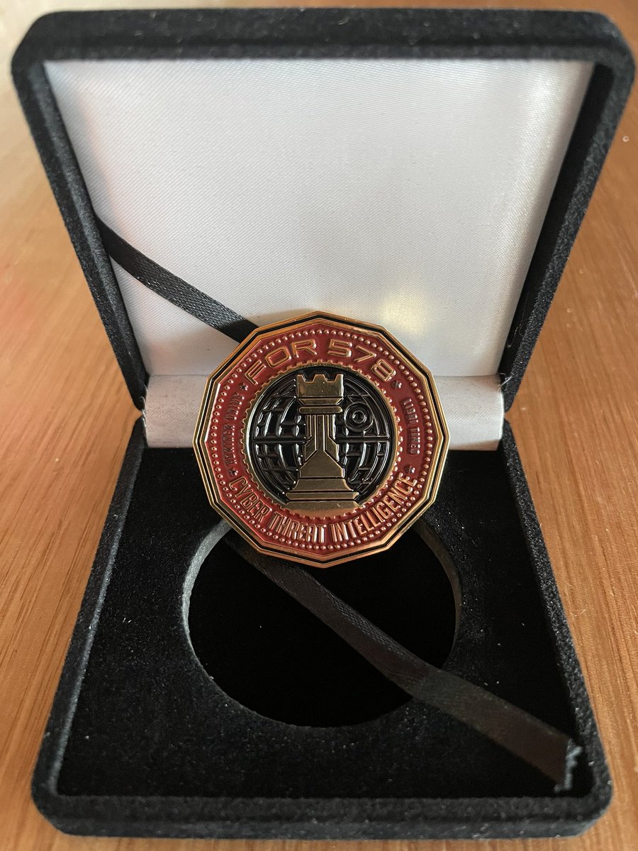 First <a href="/sansforensics/">SANS DFIR</a> course &amp; first challenge coin! Many thanks to <a href="/RobertMLee/">Robert M. Lee</a> for making #FOR578 a week to remember.