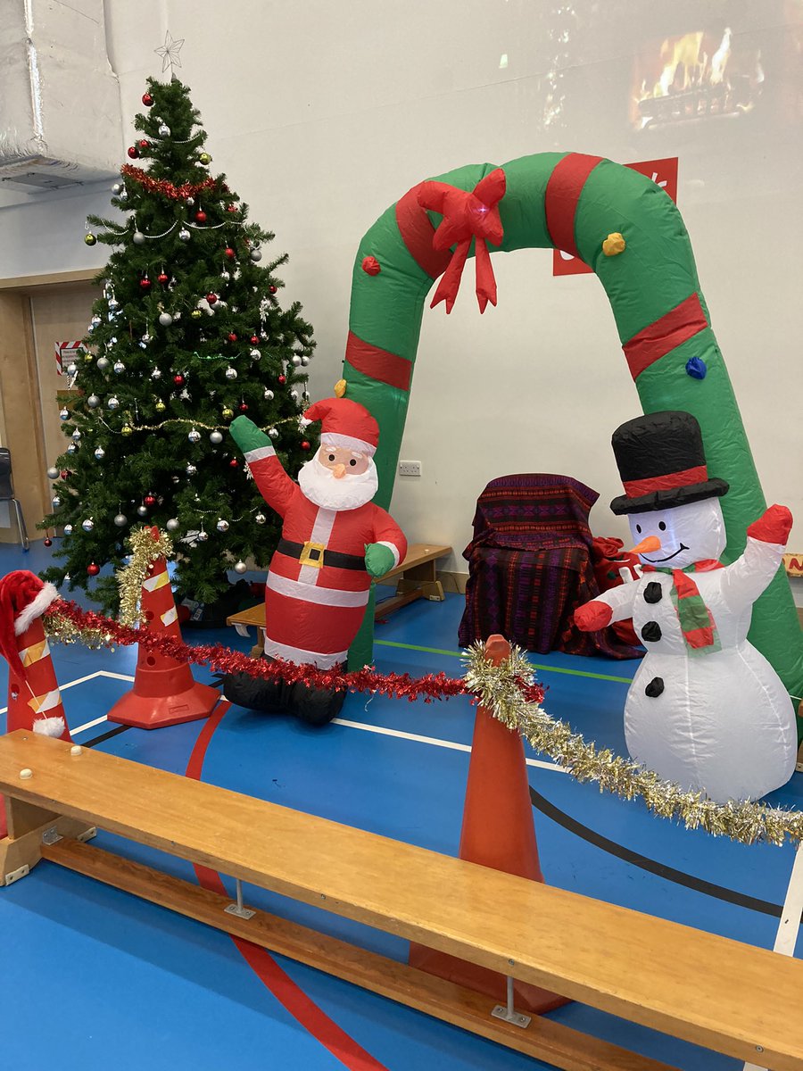 Awaiting the arrival of a very important guest! 🎅🏻🌲🎅🏻 <a href="/Kilpatrickscho1/">Kilpatrick school</a> <a href="/school_keys/">KEYS - Kilpatrick School</a> <a href="/KilpatrickPri/">Kilpatrick Primary Classes</a>