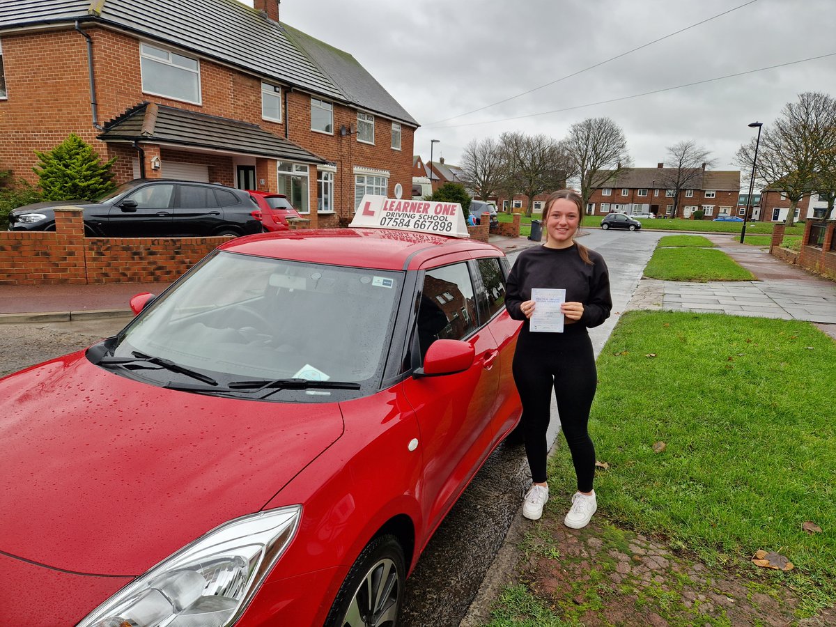 Learner1driving's tweet photo. Well done Scarlet Barbrook on passing your driving test with only 5 minor marks! https://t.co/P7OzEgPRaG