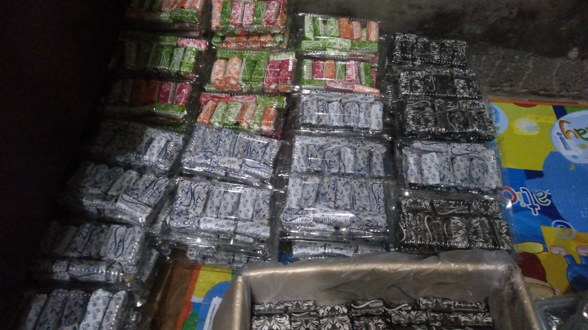 Sastrojendro91's tweet photo. Dodol Garut aneka rasa maneko Warno

Masih dalam proses

#dodolgarut https://t.co/GdxtToKWNo