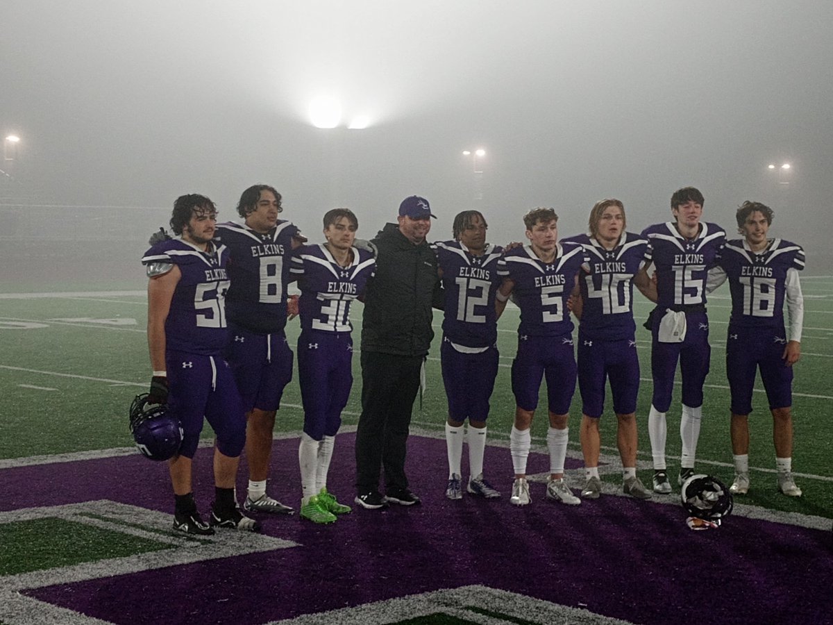 buckyzanjam's tweet image. TO ALL THE ELK PARENTS AND ELK FANS--FROM WHEN I PLAYED PEWEE FOOTBALL TO HIGH SCHOOL. THANK YOU, I WILL ALWAYS HEAR YOUR CHEERS. 
TO MY YOUNGER ELK BROTHERS SMILE AND STAY HUMBLE.

TO ALL MY COACHES, CHEERLEADERS, BAND THANK YOU
WE WIN/WE LOSE
ELKS CONTINUE ON
ONE LOVE...#8