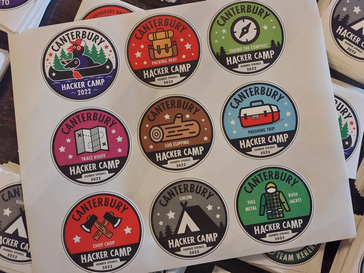 Last talk of the day #CHCamp <a href="/CHCon_nz/">CHCon</a> love the stickers.