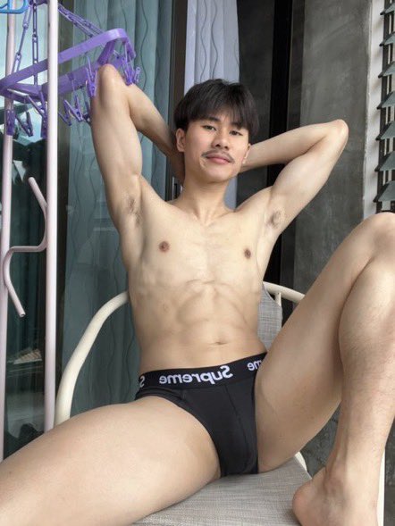 Thossaporn2541's tweet photo. หืมมมม โครตน่าเยดแตกไปสามรอบกับคลิปนี้ 💦 https://t.co/6pTjABMP6E