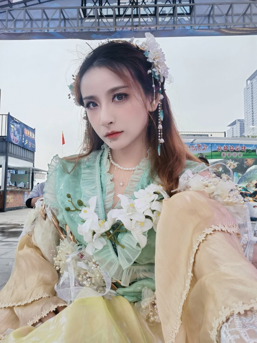 supercat_zt's tweet photo. 还不如自拍 https://t.co/N4FUcTc2U5