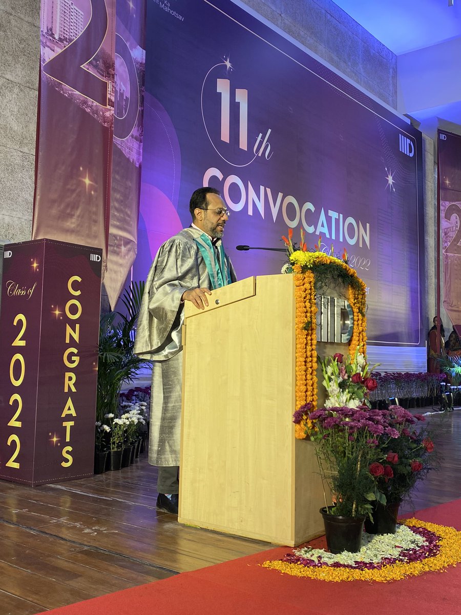 IIITDelhi's tweet image. Our honourable Chief Guest, Dr. @GhoshArunabha (Founder &amp;amp; CEO @CEEWIndia) addressing #IIITDClassof2022. 

While congratulating them, he says, “May you not just build the world but shape it- in a better image.”

#IIITConvocation