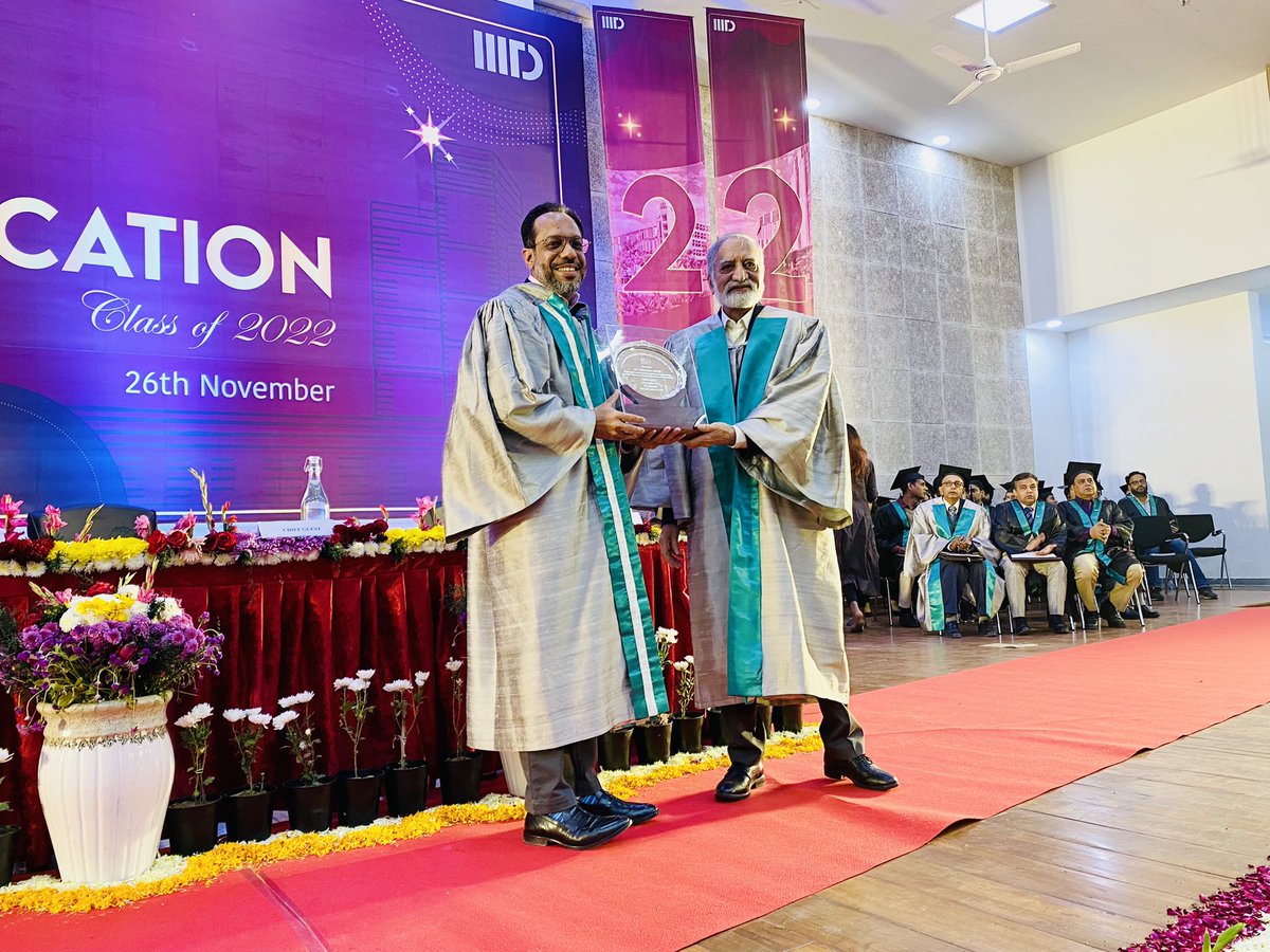 IIITDelhi's tweet image. Our honourable Chief Guest, Dr. @GhoshArunabha (Founder &amp;amp; CEO @CEEWIndia) addressing #IIITDClassof2022. 

While congratulating them, he says, “May you not just build the world but shape it- in a better image.”

#IIITConvocation