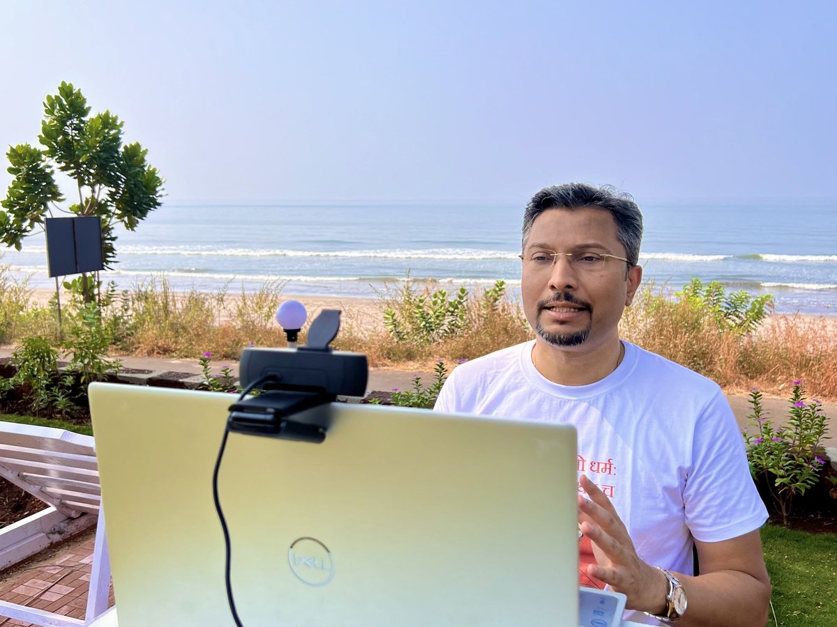 kiran_jadhav_'s tweet photo. Recording for my YouTube channel in progress.
Publish time tomorrow, Sunday @ 10.30am
9 sectors and big opportunities to watch out for. https://t.co/MlItIad2h0