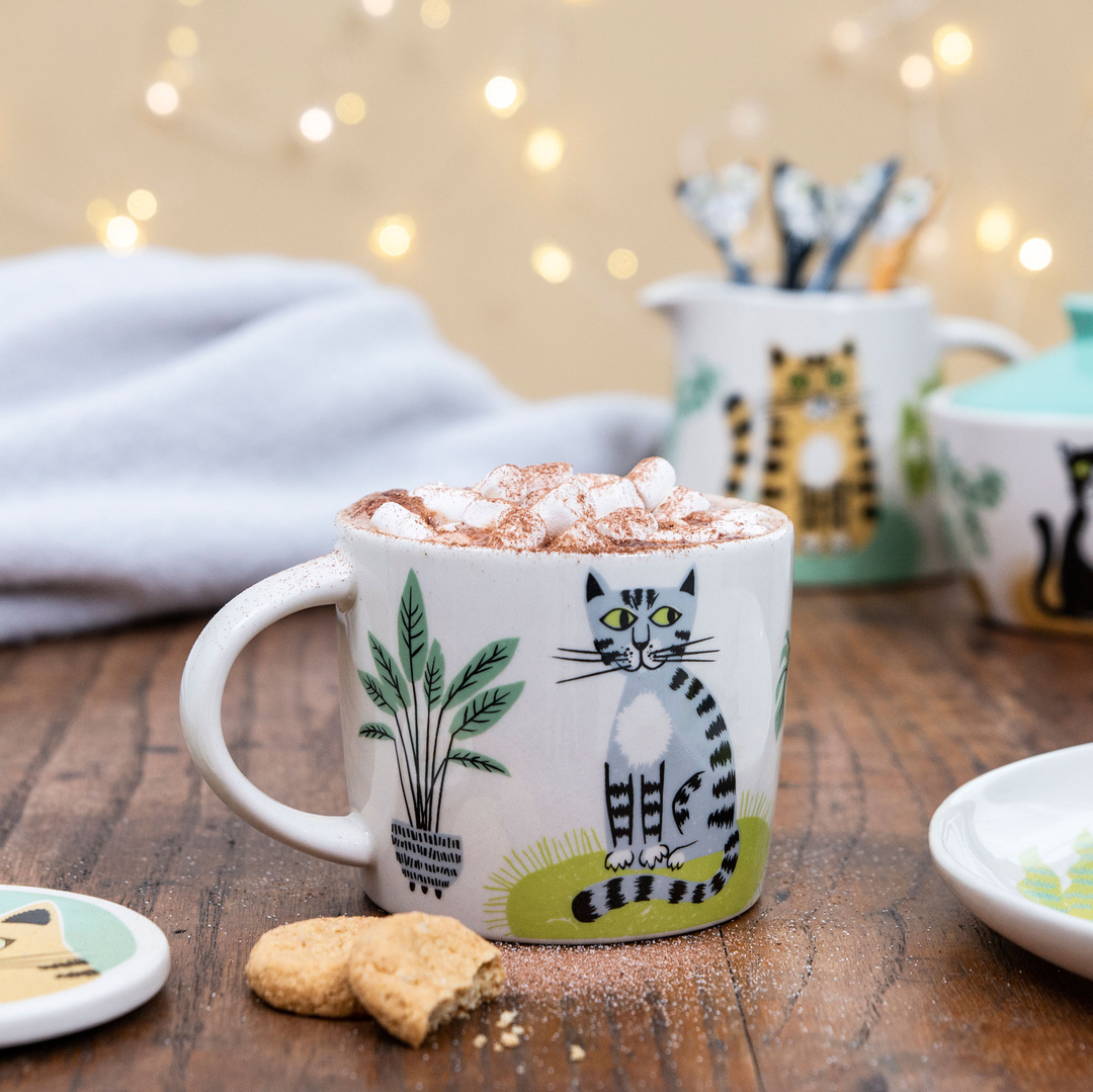 hannah1turner's tweet photo. Curl up with a hot chocolate and #bemorecat.
Our ceramics are all sent out in lovely gift boxes, nice square shapes that make them easy to wrap! The boxes are made almost entirely from recycled card https://t.co/ysNpDtbC3Y
