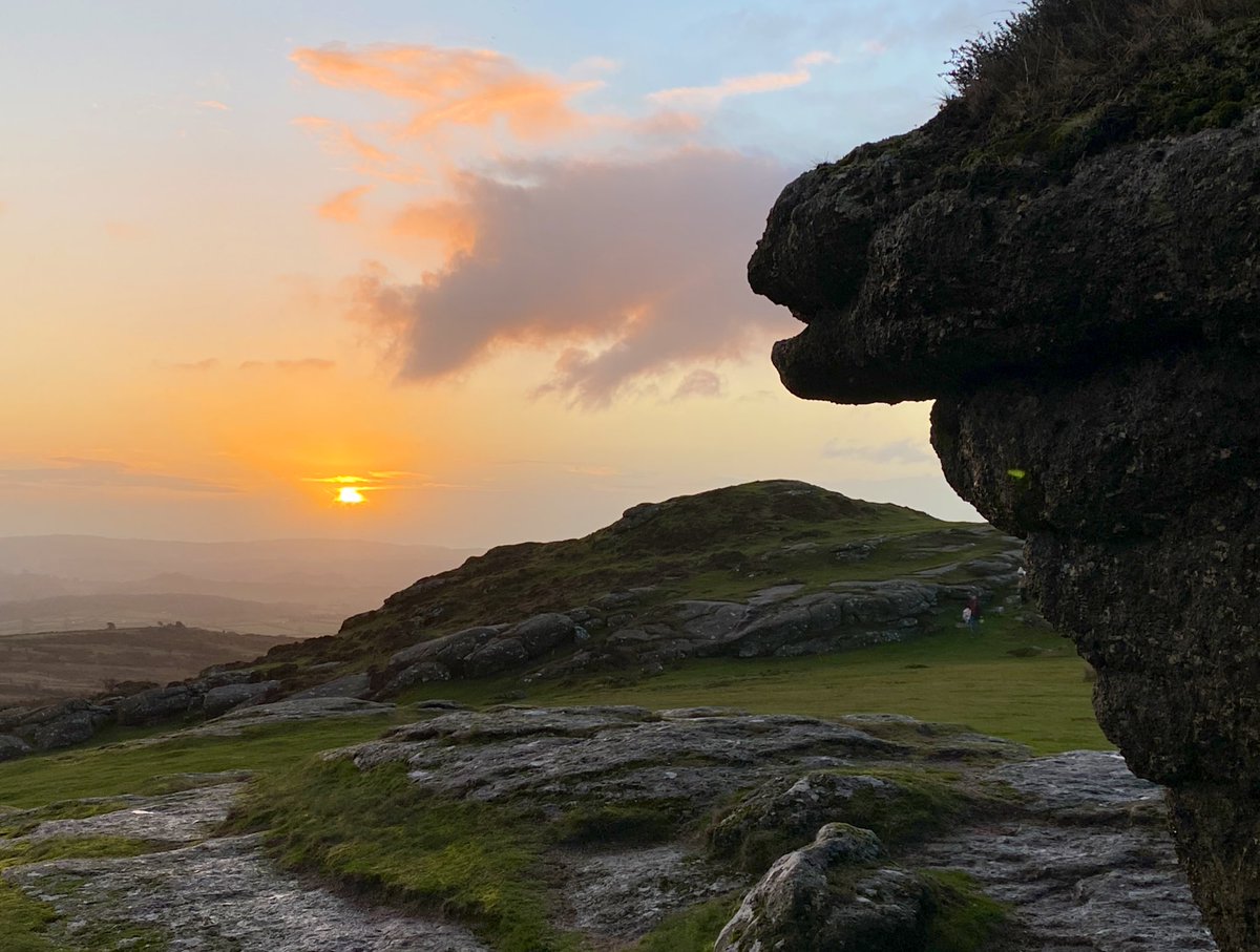 Dawn at #SaddleTor - viewed from The Camel Spot - my favourite place to sit, a small niche in the rocks. It’s a place I come when I want to feel connected to Felix. I feel him in the rising of the sun. #TheGreenHill #FelixMurdin