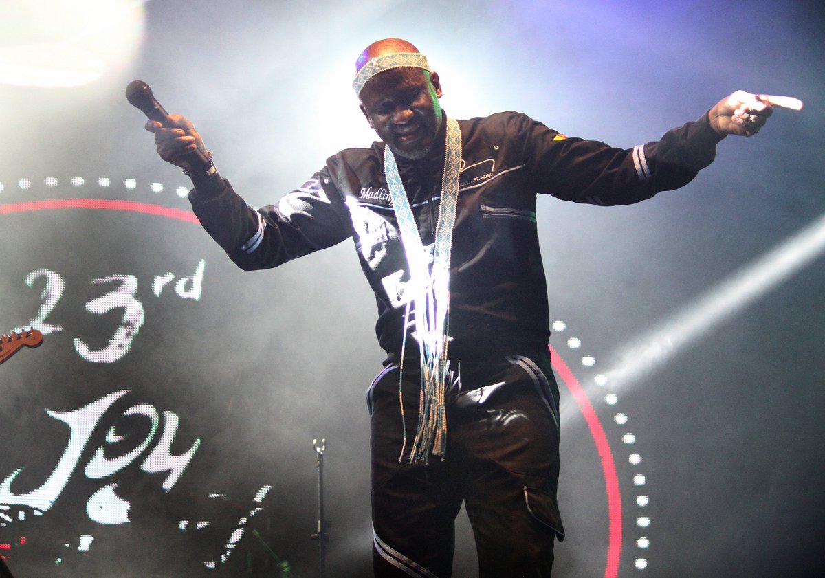 TheCitizen_News's tweet photo. .@JoyOfJazz The Standard Bank Joy of Jazz kicked off on Friday night with electric performances by some of Mzani's greatest musicians. After 2 years without the popular event due to COVID-19, the festival returned bigger &amp; better than ever. Day 2 today.

#JoyofJazz2022 
📹@sitole https://t.co/KuOLbL4mIP