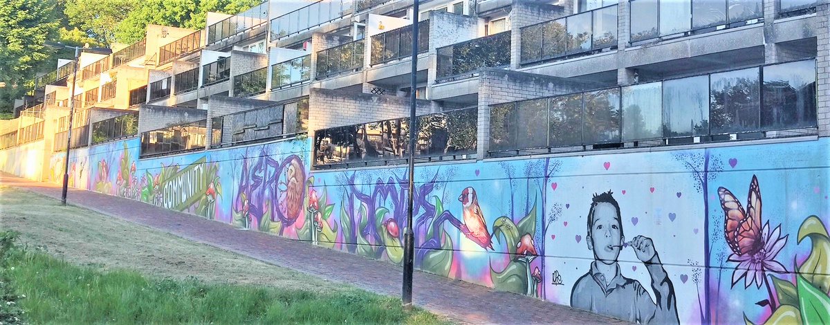 Sabine Mairey (@sabbinesa) on Twitter photo I'd like to say thank you to <a href="/helenhayes_/">Helen Hayes 💙🌹</a> for coming to central hill.
1. Some new kitchens and bathrooms will be installed only after the final masterplan to demolish & rebuild has been agreed. 1/7
<a href="/PeoplesAudit/">Peoples Audit</a> <a href="/PaulWatt1232/">Paul Watt</a> I'd like to say thank you to <a href="/helenhayes_/">Helen Hayes 💙🌹</a> for coming to central hill.
1. Some new kitchens and bathrooms will be installed only after the final masterplan to demolish & rebuild has been agreed. 1/7
<a href="/PeoplesAudit/">Peoples Audit</a> <a href="/PaulWatt1232/">Paul Watt</a>