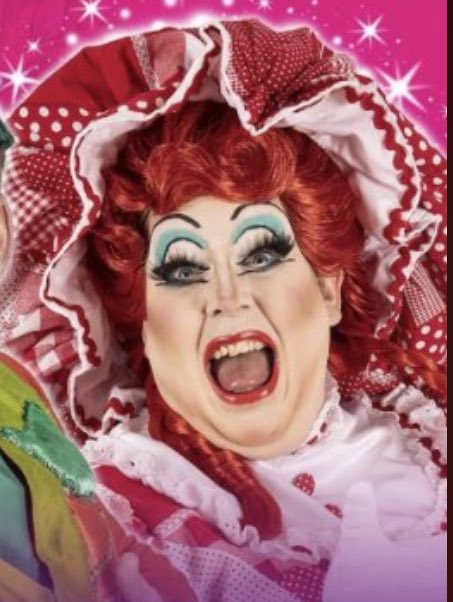 MMRobCal's tweet image. Join 2day 12-2pm 4 the best #musical tunes.@SondheimSociety we have a tribute 2 the great #Sondheim. Lovely Alex @ViledaMoppe &amp;amp; Dame Dotty pop in 2 chat about #Medway Panto &amp;amp; how U can win family tix 4 the show! Go to medwayprideradio.co.uk or tell Alexia play Medway Pride radio