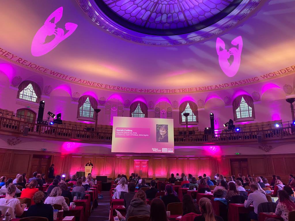 ISFMcats's tweet photo. Sarah Collins kicking off #FelineFineInLondon discussing the important role of veterinary receptionists in optimising feline appointments. “It’s where the cat’s journey starts”. #vetcpd #felinelearning https://t.co/HWvvtx6ja8