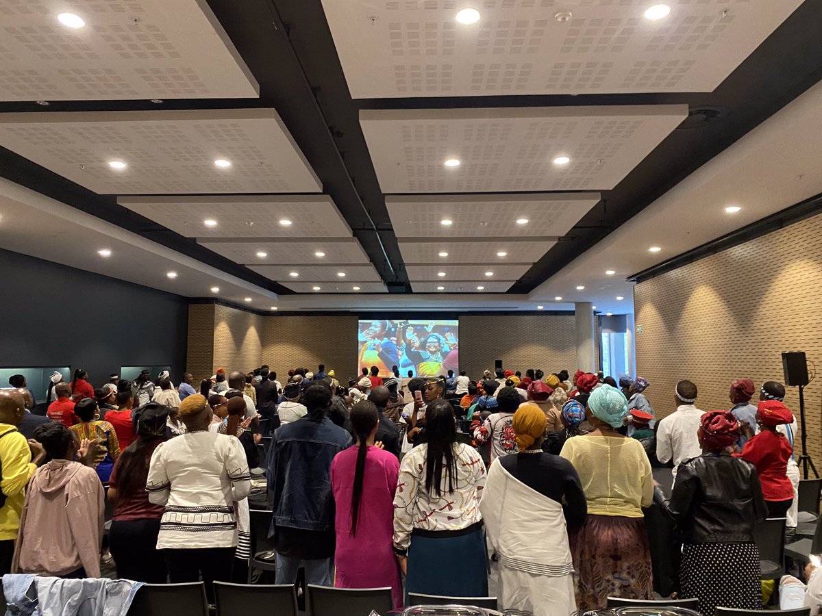 DrSBRadebeFoun1's tweet photo. The crowd at The Mother City is forever alive.🔥❤‍🔥

#8thAnnualLecture 
#PowerOfUnityAsAfricans 
#DrSBRadebeFoundation https://t.co/JE8IcZOz5W