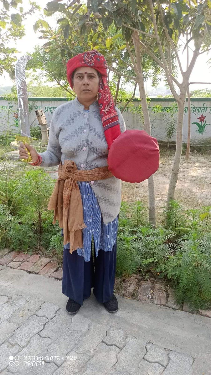 vijaykbandhu's tweet photo. घाव बहुत गहरा है,लबों पर पहरा है!चीख कर भी क्या मिलेगा,सारा तंत्र बहरा है!!
#ConstitutionalRightOPS
@narendramodi
@myogiadityanath
@ANI
@ravishndtv
@Aamitabh2
@vijaykbandhu
@NmopsInd https://t.co/Gr70zSRwSm