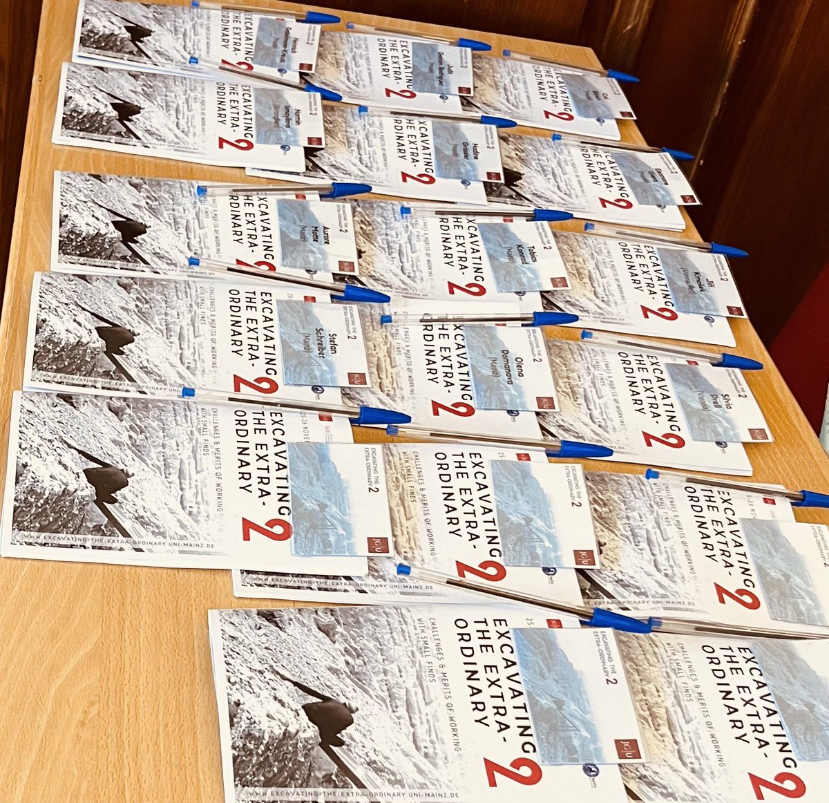 Monika_Zoeller's tweet photo. Great first day of „Excavating the Extra-Ordinary 2“ yesterday. We are looking forward to the second day, starting now with a presentation by @jubudka #excavating2022 #archaeology #smallfinds https://t.co/WZ5k5LYwoG