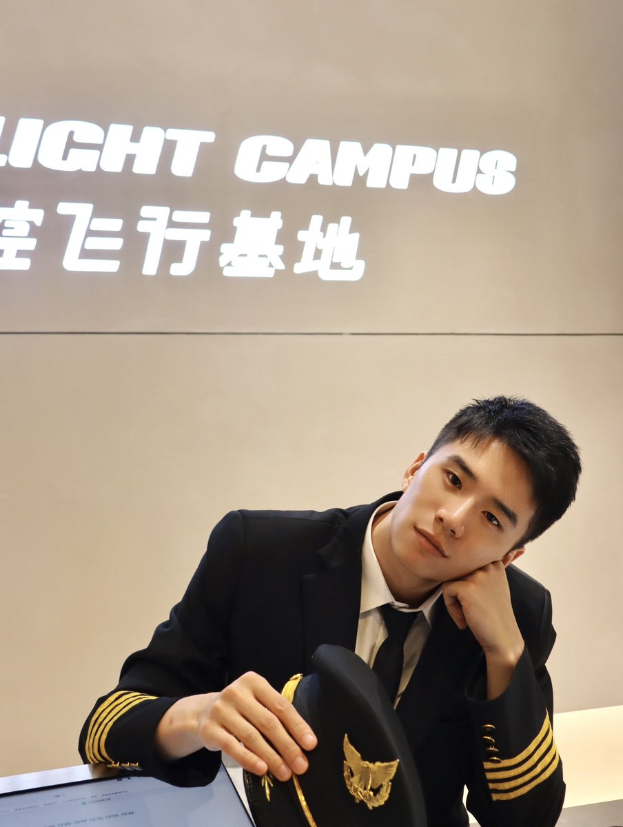 Lyon1069's tweet image. 深圳好暖和啊