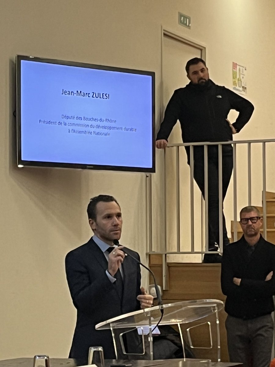 Rdv du cercle des dirigeants ce matin autour de la transition écologique sur <a href="/AMPMetropole/">Métropole Aix-Marseille-Provence</a> avec <a href="/jmzulesi/">Jean-Marc Zulesi</a> « La transition écologique se joue dans les territoires » #TE