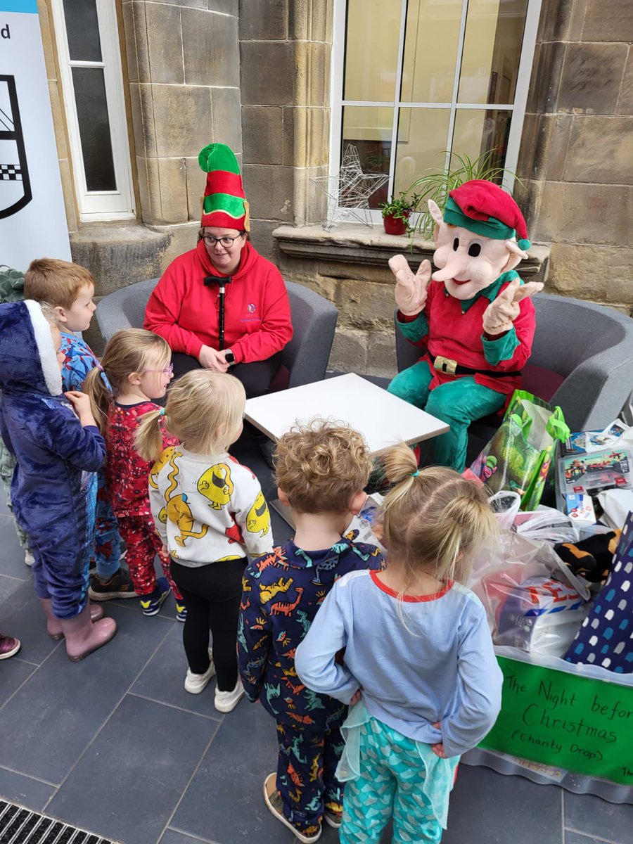 AyrGrammar's tweet photo. Some of our EYC pupils were excited  to meet an elf and handover donations to the Night Before Christmas appeal. #charityappeal #supportingourlocalcommunity https://t.co/kRPOKgTDuJ