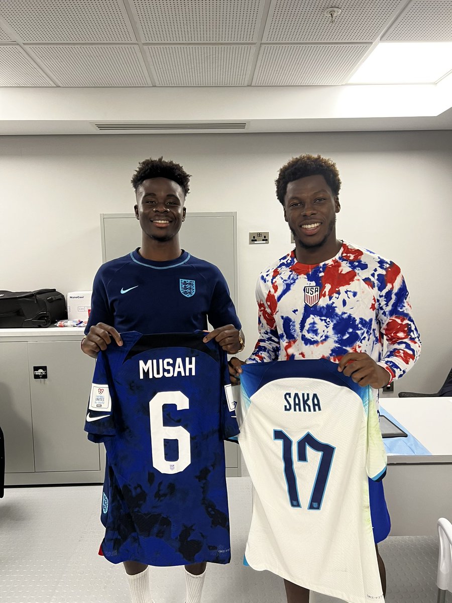 yunusmusah8's tweet photo. It’s been years since the days at Hale End but I’m so grateful to have crossed paths again on footballs biggest stage. https://t.co/7Yo2SFWQVd