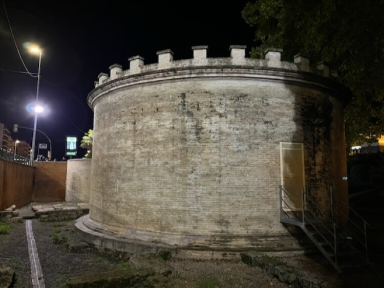 Orte - Mausoleos Romanos - Historischer Ort in Cordoba - artistically
de.artistically.community/orte/mausoleos…
#artistically #spotic #kunst #art #historisch #history