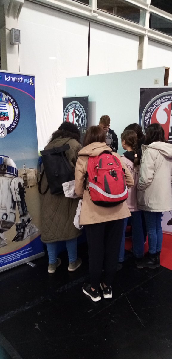 droid_project's tweet image. Acabamos de empezar y ya los talleres casi llenos... Rápido aun quedan plazas.
Os esperamos!!!
@R2BuildersSpain
@_ExpOtaku
@expocoruna
#Coruña