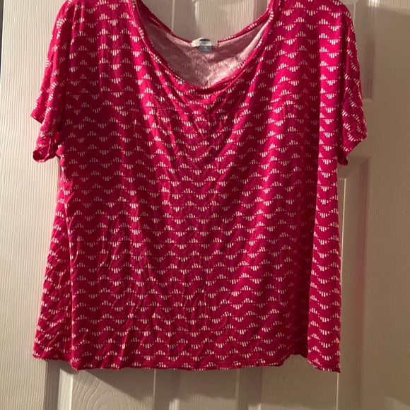 bigmg41's tweet photo. So good I had to share! Check out all the items I'm loving on @Poshmarkapp from @leah_f17 #poshmark #fashion #style #shopmycloset #dco #oldnavy: https://t.co/XziOLZoTQs https://t.co/CGW9bJ19s0