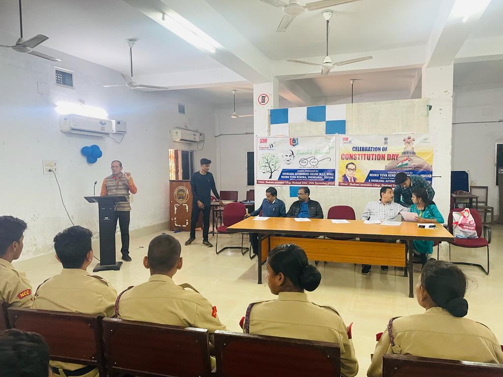 PRAKASH59720563's tweet photo. Observation of "CONSTITUTION DAY" with Swachha Bharat Campaign y NCC UNIT, Dhenkanal Autonomous College, Odisha on 26.11.2022....
Lt.PRAKASH KUMAR SAHOO 
ANO https://t.co/5Yzc2zkny9