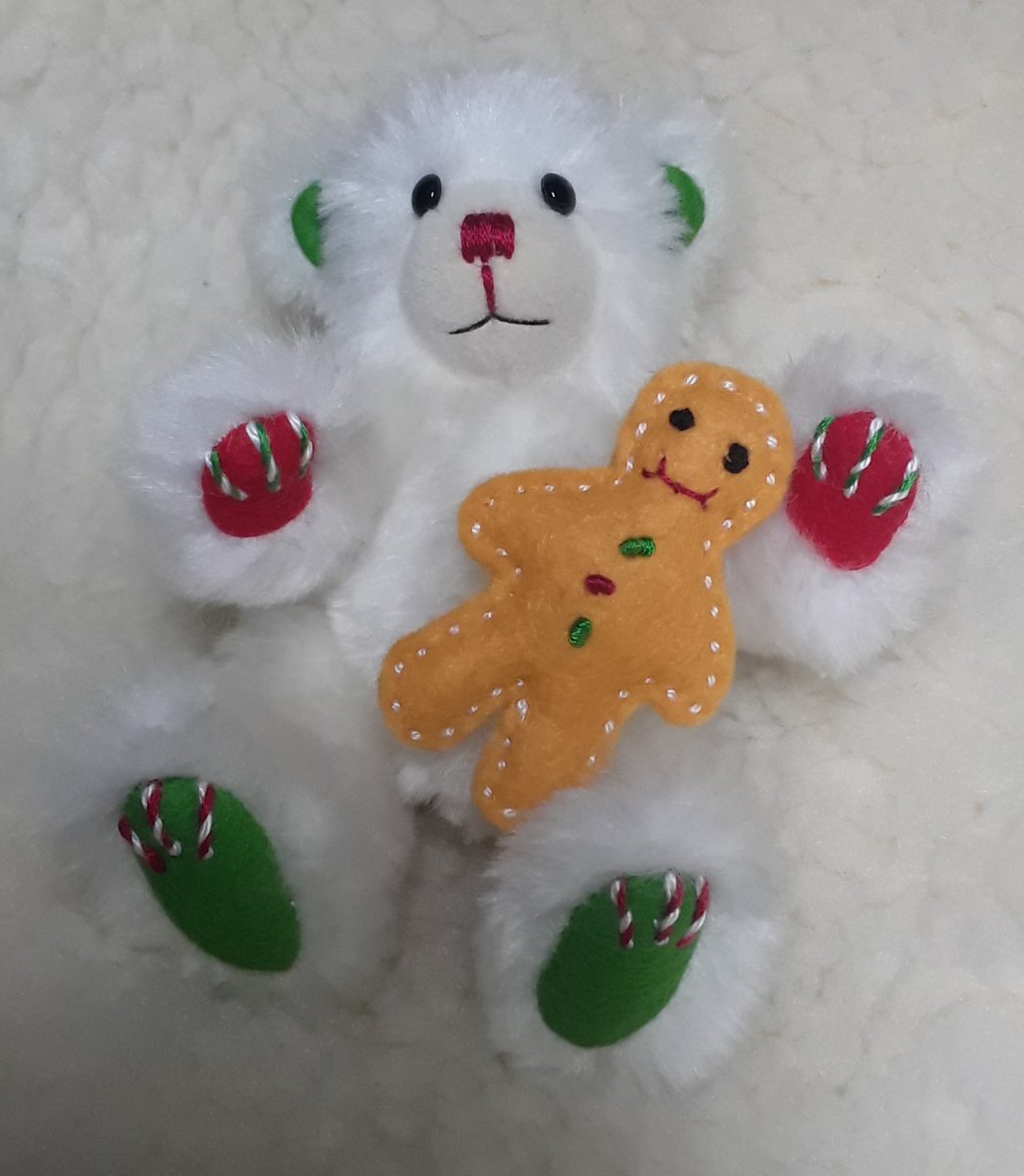 Ecobears's tweet photo. "Snowball is a tiny 5.5" tall #ecobear, & is so happy to have his pal, Gingerbread, go everywhere with him. The two are inseparable! They are excited that Christmas is just around the corner.." #nature #storytelling #toys #ecobears #childrensbooks #design #animation #characters https://t.co/Aoc6ZUvhCX