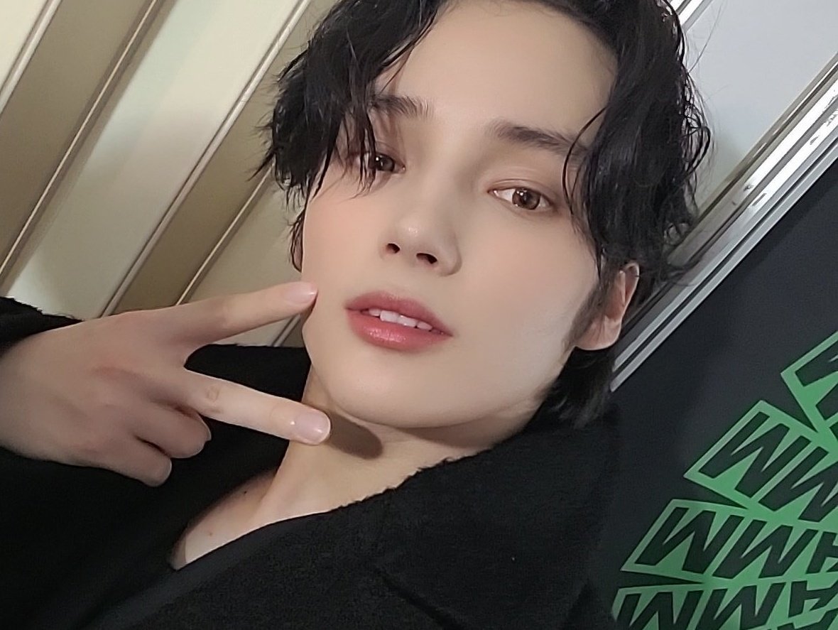 they both ate today😻😻