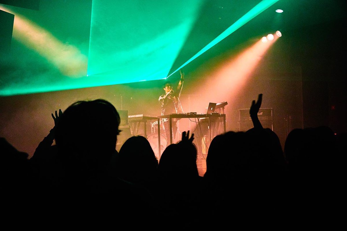 leimlay's tweet photo. 😊✋✨🎹🎤🎛️💥
#IMLAY #임레이 #Electronic #LIVESET
#ScreaMRecords
#OPCD #Festival https://t.co/Oi3JO4xEt8