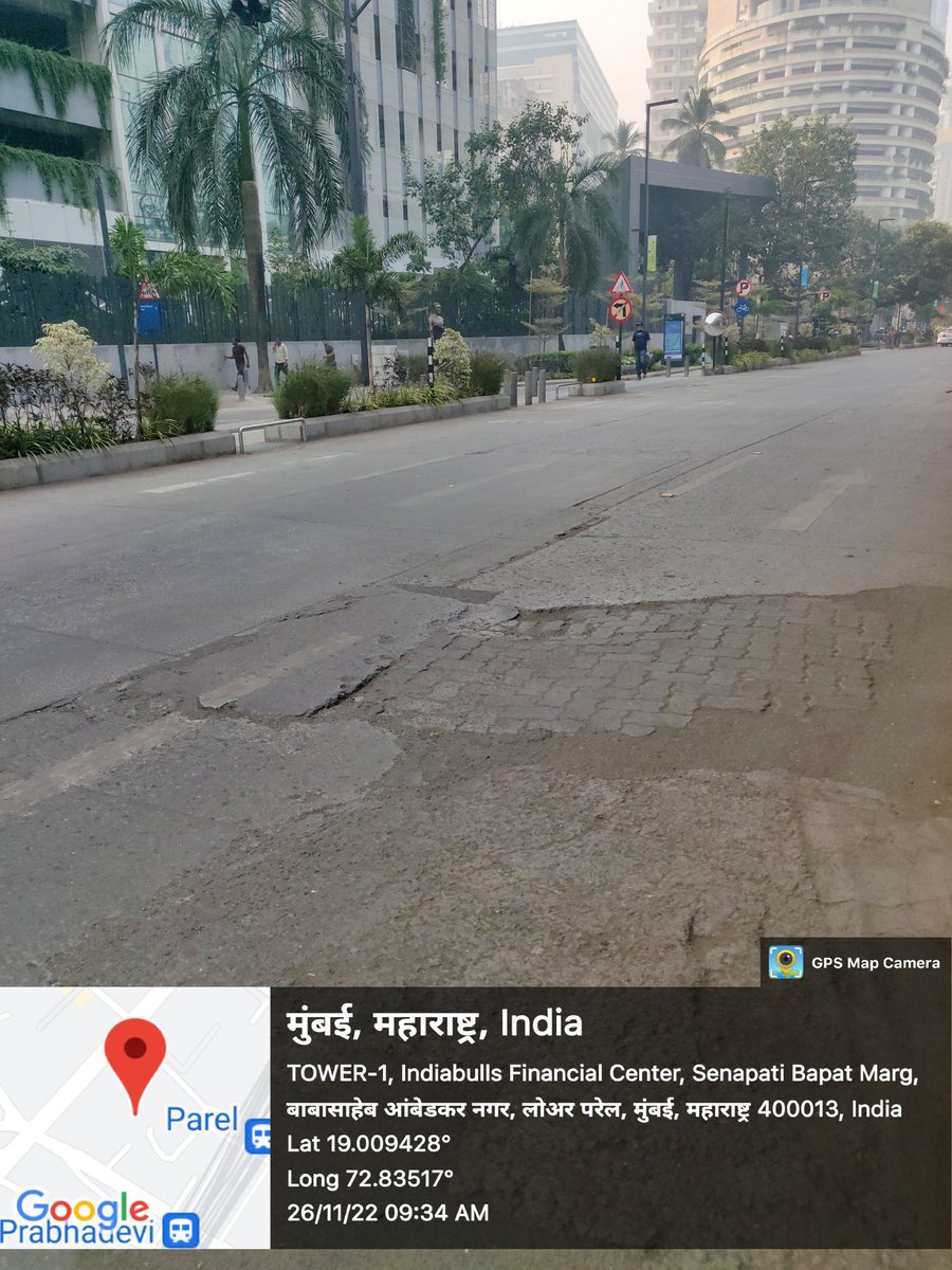 BUS_IND's tweet photo. Bad road condition , right in front of BMC office parel .
Request the Authorities to repair the roads for the safety of the people
#potholes #eyeopner #mumbairoads
@mybmc @MMRDAOfficial @RoadsOfMumbai @advocaterakesh9 @mumbaimirror @mid_day @fpjindia https://t.co/UCveCXfxo6