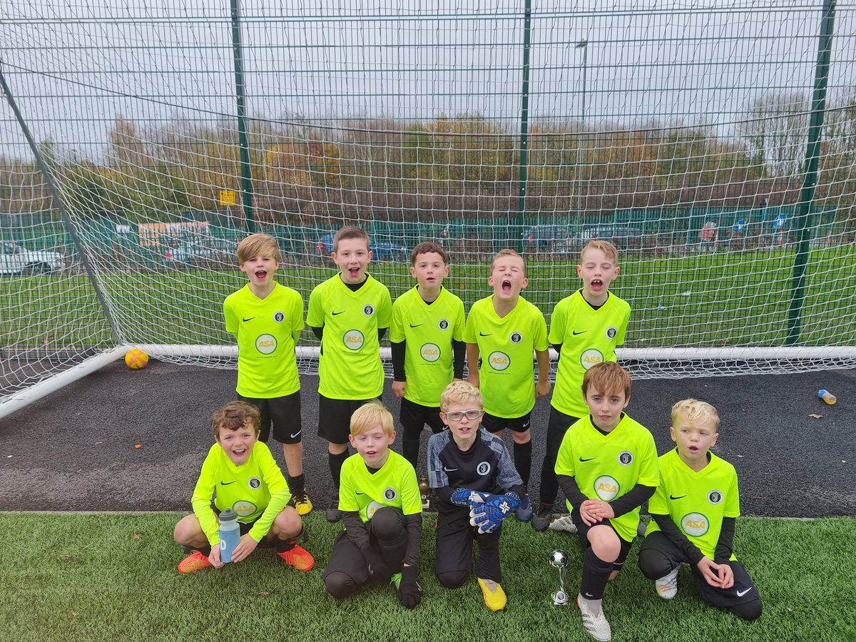 Great win from the Lazio boys today! 
Been working on 1-2s in training this week and they took that into the game today and where fantastic.
My Georgey made some great saves aswel, so quick off his line and smothering attackers and getting more confident playing out from the back