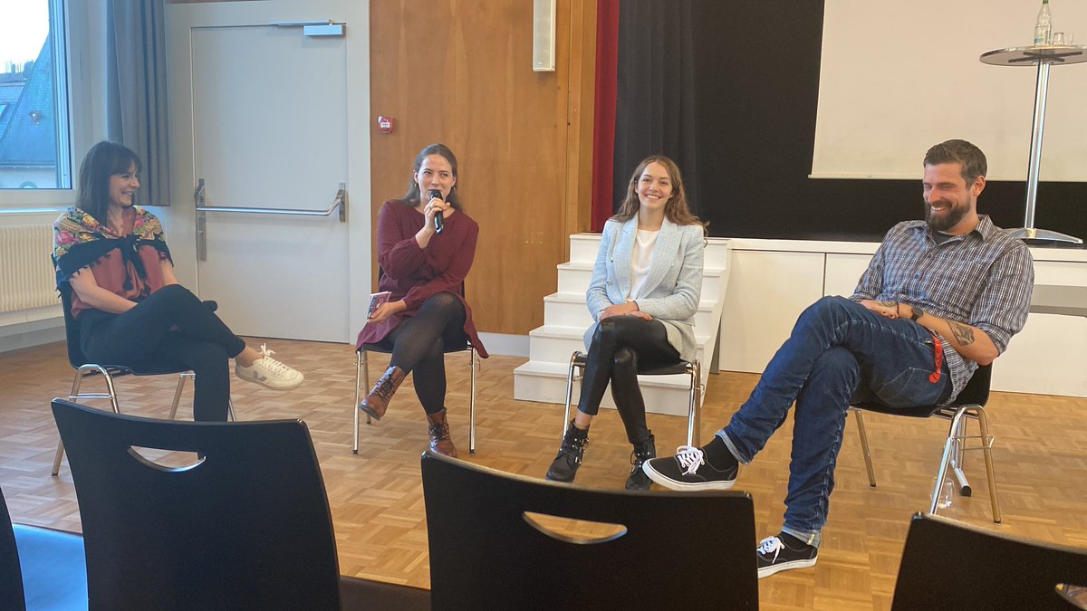 In der ersten Runde fragen wir nach der Wichtigkeit von #SocialMedia. #bmt22
