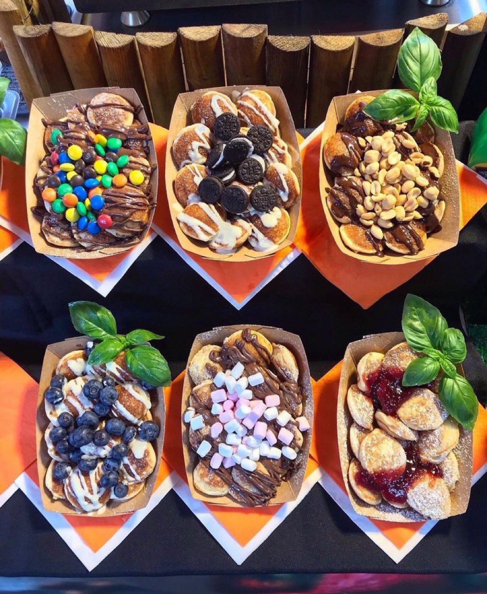 DOYSQ's tweet photo. Our Fine Food Market continues until 4pm today so there’s still time to pick up a delicious treat off the King’s Road. https://t.co/SEKYfWr6pH