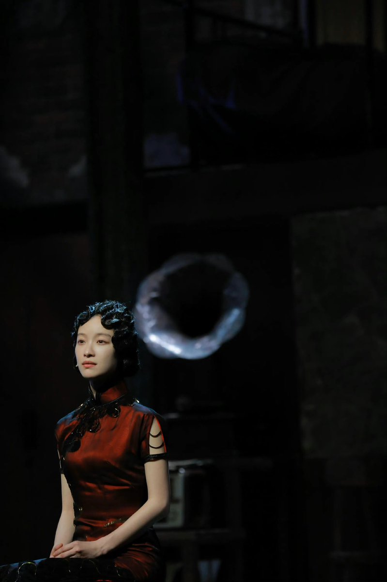 dramapotatoe's tweet photo. #NiNi’s studio shares photos from her play #OneOneZeroEight’s Shanghai run
More - https://t.co/K5feVSQcPG https://t.co/1m0XN5XRj2