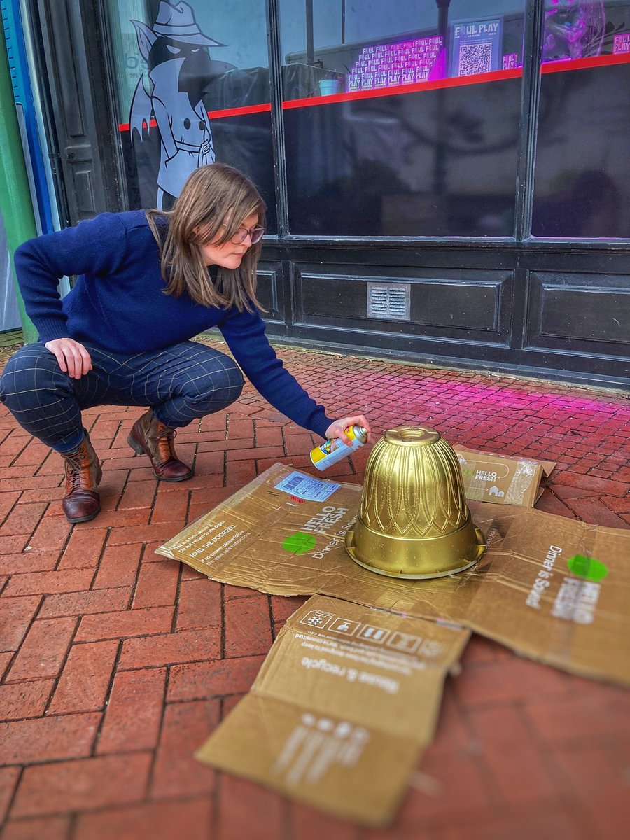 We're coming up for air after a few weeks of being covered in props, costumes and wigs! 

Hi everyone, hope you're all in fine fettle! 👋

Right, we're going back in.

...The panto prep continues!
*holds breath and dives in*

🎟👇
lancastergrand.ticketsolve.com/ticketbooth/sh…