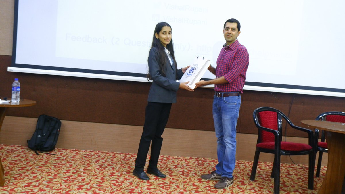 simsree's tweet photo. We thank him for taking time out of his busy schedule and delivering such an insightful session for our students.

#SIMSREE #CRC #SpeakerSeries https://t.co/tMJlEjwjTA