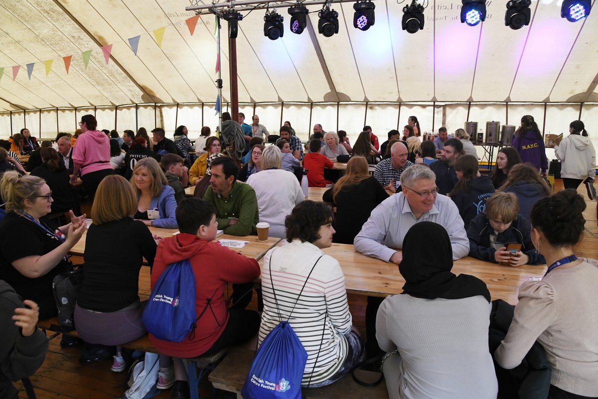 CarersTrustScot's tweet photo. 'It was amazing to see so many young carers enjoying themselves & spend time with other people who understand their situation.'
Read Louisa's experience of attending our Scottish Young Carers Festival as an intern with Carers Trust! 🎪 #SYCF https://t.co/Lo3qW6EXmP https://t.co/kVDYDhJudT