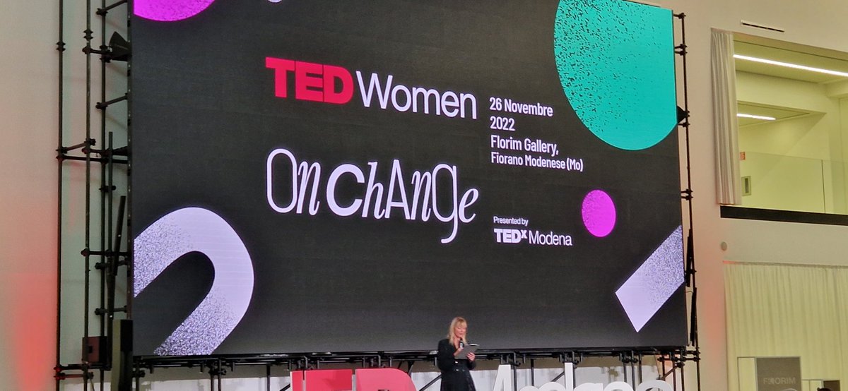 letiziadavoli's tweet photo. Siamo partiti!!
#TedXModena
#WyTheMoon
#Artemis
Una ola alla mitica @francy_0207 che mi ha sentito ripetere millemila volte il mio talk😁 https://t.co/zoNiGYZ8uP