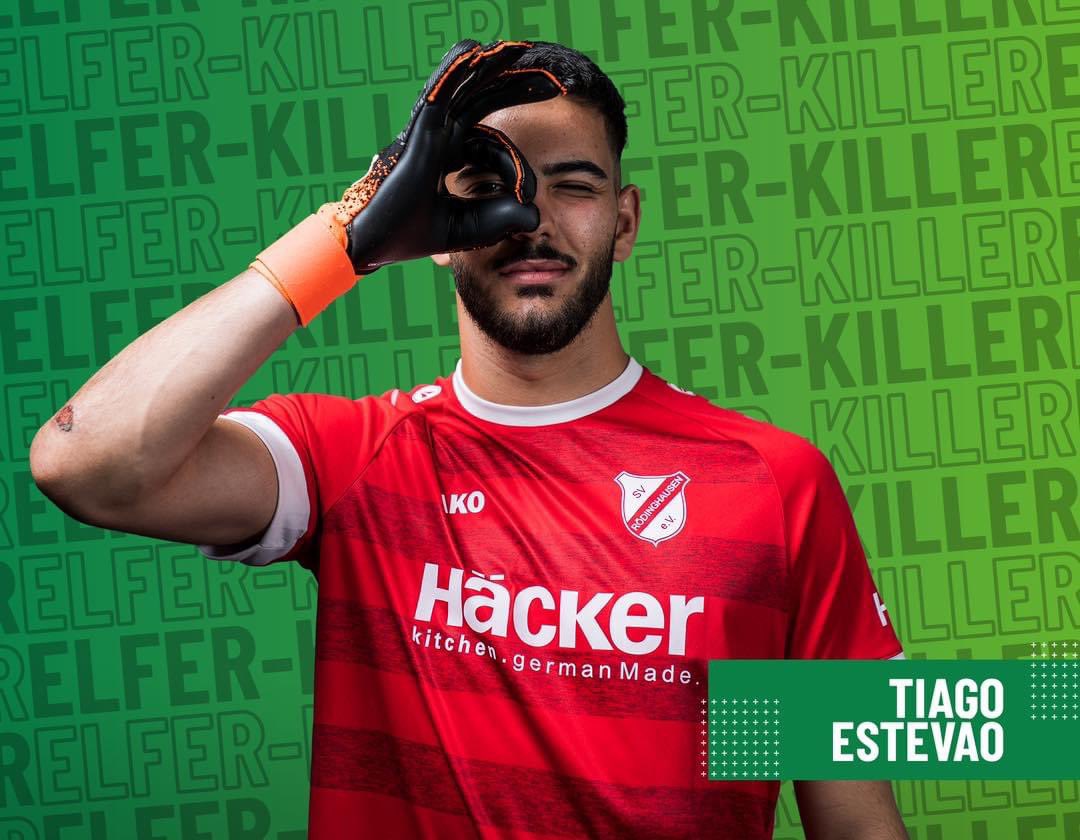 Elfmeter gehalten! 💪
88. Spielminute - Estevao

#wirsindrödinghausen #wiehenelf #regionalligawest #rlwest #1fcsvr