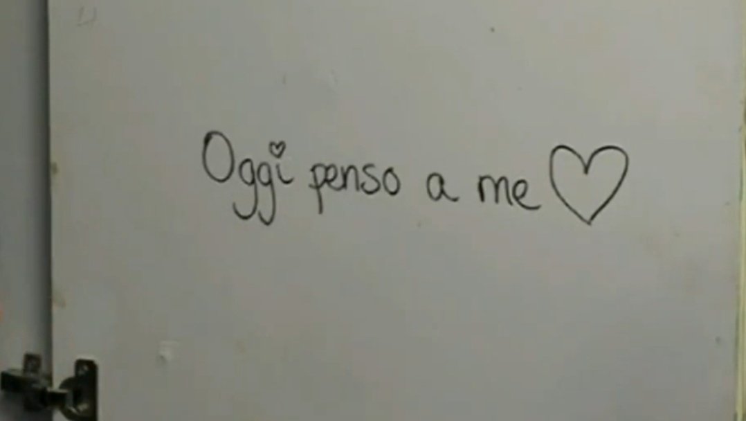 _maariposaa_'s tweet photo. Oriana: -“A me Nikita non è mai piaciuta, dall’inizio”

Mia carissima Oriana, qui c'è bisogno di una bella rinfrescata di memoria.
Come puoi mentire così spudoratamente, sapendo che in giro ci sono i video? Ecco per te un piccolo thread:

#gfvip #nikiters
https://t.co/NmvMtFQm0j