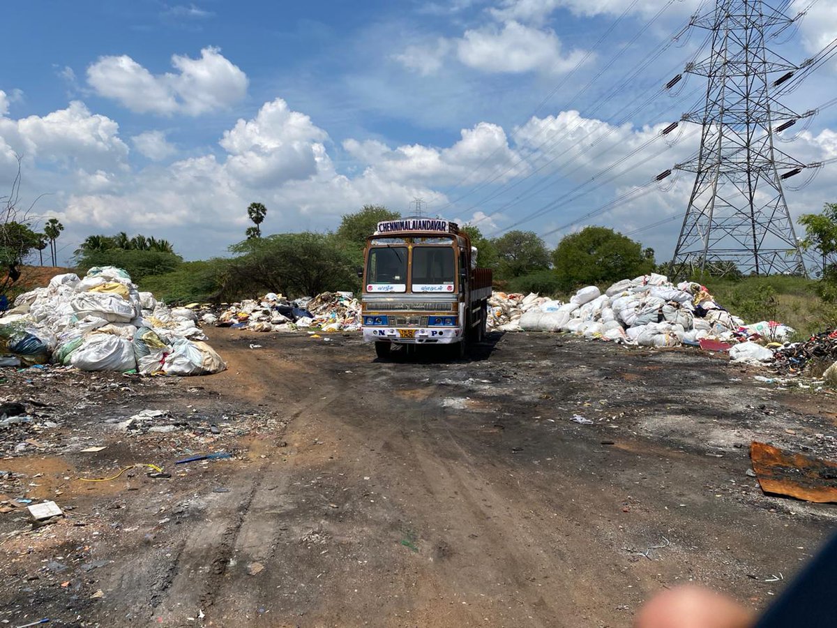 thinak_'s tweet photo. 8/ Sir @CMOTamilnadu, kindly instruct @tnpoliceoffl @TenkasiPolice @SocialMediaCel4 @kumari_police to ensure maximum punishment against TN truck drivers who bring Kerala waste &amp; individuals here who are burning such waste under provisions of IPC and Public Health Act https://t.co/Has7vbcmdb