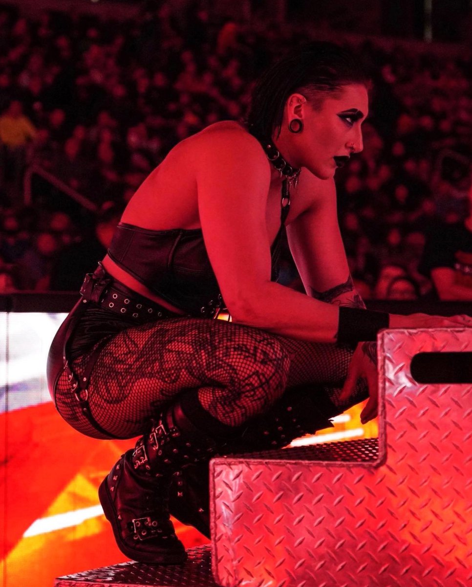 RheaRipley_WWE's tweet photo. Let the WAR begin. #WARGAMES ⚖️👹 https://t.co/AeAP9gkGU5