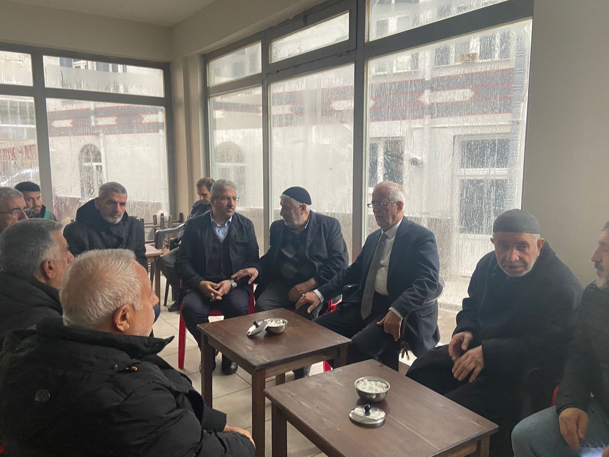 MufitAydin16's tweet photo. Yıldırım ilçemizde #Türkoğlu, #Sezer, #Yetkin ve #Sağlık ailelerine taziye ziyaretlerinde bulunduk. Mekanları cennet olsun. Mevlam tüm ölmüşlerimize rahmet eylesin. https://t.co/1ml1Yn712y